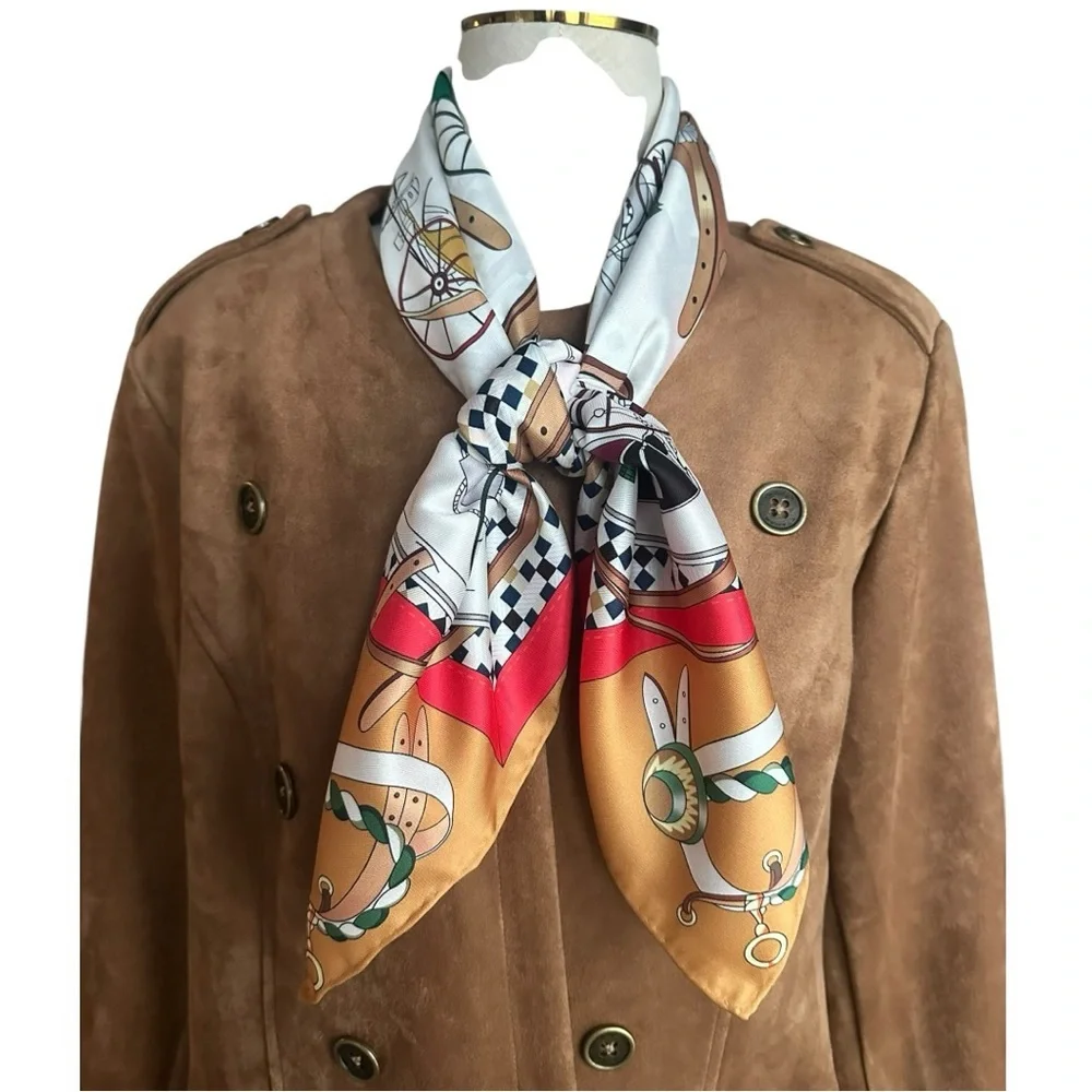 Hermès “Les Voitures Nouvelles” Silk Carré 90 Scarf Gold Brown Red Carriage - Picture 10 of 13